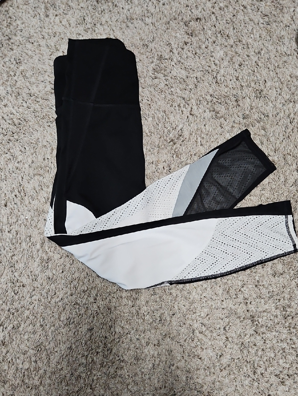 Athleta Precision 7/8 Perforated Legging